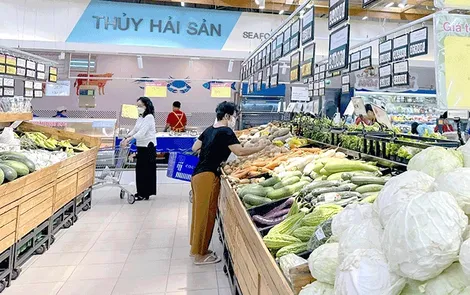 Doanh thu bán lẻ hàng hóa và doanh thu dịch vụ tiêu dùng duy trì đà tăng
