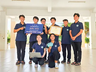 Học sinh sáng tạo hệ thống thông minh hỗ trợ giám sát, tiết kiệm năng lượng
