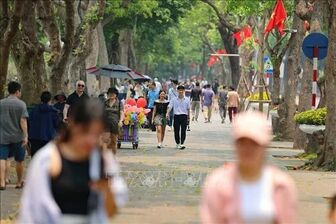 Hanoi sees tourism boost over reunification day holiday