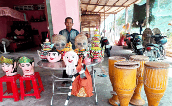អ្នក​រក្សា​ព្រ​លឹង​វប្ប​ធម៌​ខ្មែរ