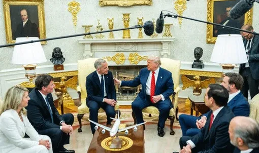 Căng thẳng với Mỹ, Canada sẽ mua vũ khí của Hàn Quốc?