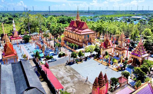 ភាព​សប្បាយ​រីក​រាយ​នៃ​តំ​បន់​ជន​បទ