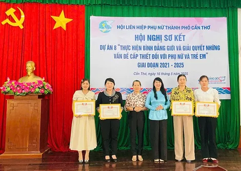 Sơ kết dự án thực hiện bình đẳng giới và giải quyết các vấn đề đối với phụ nữ, trẻ em