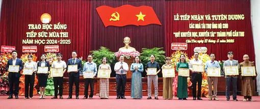 Vận động trên 8,2 tỉ đồng cho Quỹ khuyến học, khuyến tài TP Cần Thơ đợt 1-2025