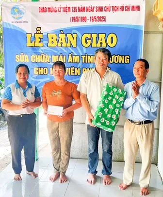 Bàn giao Mái ấm tình thương