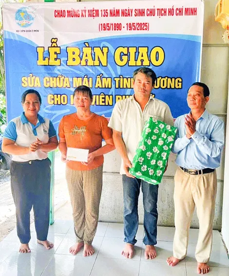 Bàn giao Mái ấm tình thương