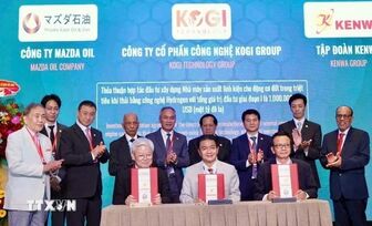 HCM City secures 6 bln USD deal for green energy, oil refinery projects