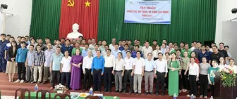 Trang bị kiến thức, kỹ năng, đảm bảo an toàn cho người lao động