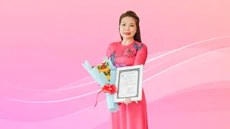 Nhà thơ Huệ Thi<br>"Cảm ơn đất nước hòa bình"