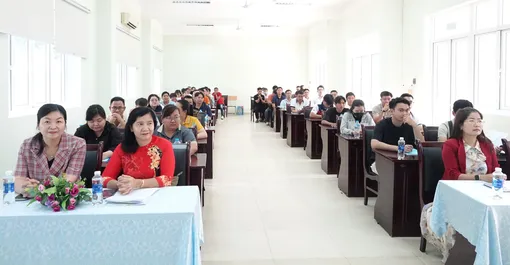 Hơn 50 hướng dẫn viên du lịch trên địa bàn TP Cần Thơ được cập nhật kiến thức chuyên môn
