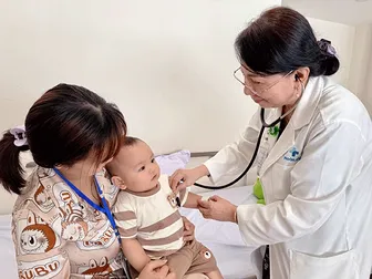 Cảnh giác với diễn tiến nhanh chóng của bệnh viêm phổi ở trẻ sơ sinh