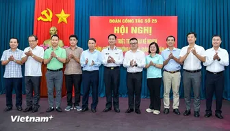 Đoàn công tác báo chí thăm Trường Sa