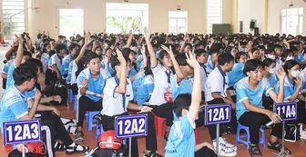Thường xuyên đổi mới nội dung tuyên truyền an toàn giao thông phù hợp từng đối tượng, thời điểm