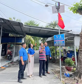 Tuổi trẻ xung kích, góp phần xây dựng văn hóa giao thông