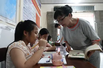 Tình thương của cô Mai