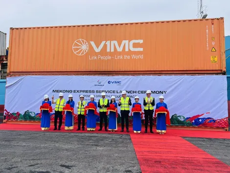 Ra mắt tuyến vận tải đường biển - sông nội địa Mekong Express