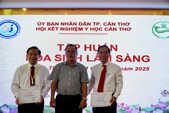 Tập huấn nâng cao năng lực chuyên môn cho hơn 100 cán bộ, nhân viên y tế xét nghiệm ở ĐBSCL