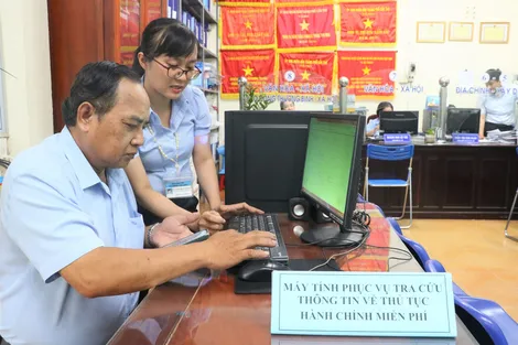 Xử lý nghiêm tổ chức, cá nhân vi phạm trong tổ chức thực hiện sắp xếp, bố trí cán bộ