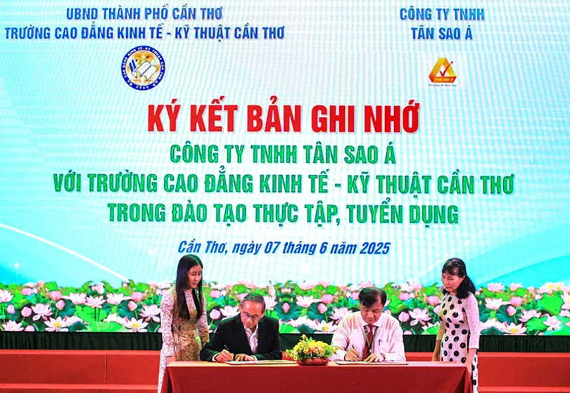Gần 300 sinh viên Khoa Công nghệ - Thủy sản được kết nối việc làm