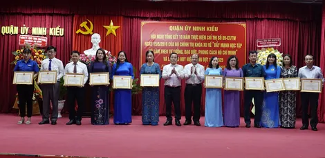 Phát huy, nhân rộng những điển hình làm theo gương Bác