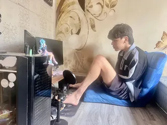 Vượt lên số phận