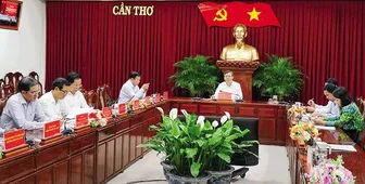 Ðề xuất nhiều giải pháp phát triển khoa học, công nghệ, chuyển đổi số, xây dựng khu công nghệ cao và đô thị thông minh