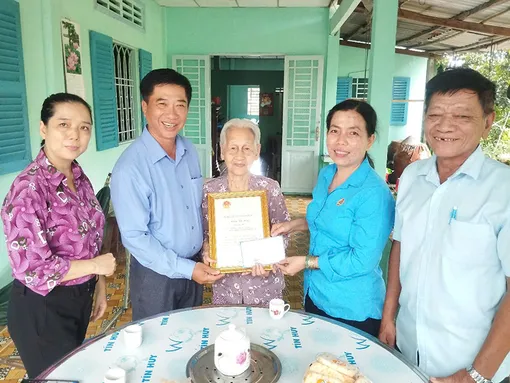 Quan tâm chăm sóc người cao tuổi