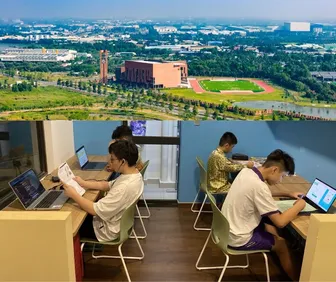 Nội trú - Bước đệm trưởng thành từ một xã hội thu nhỏ