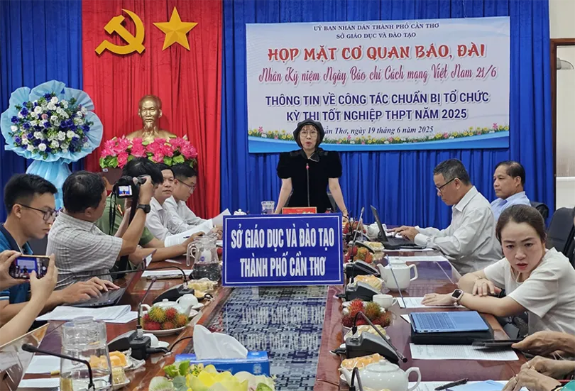 Sở Giáo dục và Đào tạo TP Cần Thơ tổ chức họp báo Kỳ thi tốt nghiệp THPT năm 2025