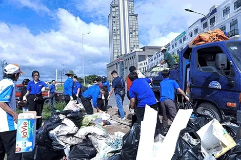 Vệ sinh môi trường, xây dựng đô thị ngày càng xanh, sạch, đẹp