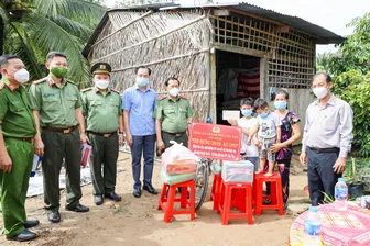 Nối vòng tay nhân ái - Thắp sáng niềm tin yêu