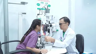 Lời khuyên của bác sĩ mắt giúp học sinh ngừa nguy cơ tăng độ cận