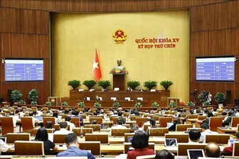 Thông qua Luật Cán bộ, công chức (sửa đổi)