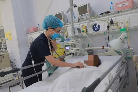 Cấp cứu sản phụ bị tai biến sau sinh tại nhà
