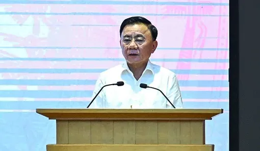 Không để lọt vào cấp ủy những cán bộ suy thoái, xuống cấp về đạo đức, lối sống