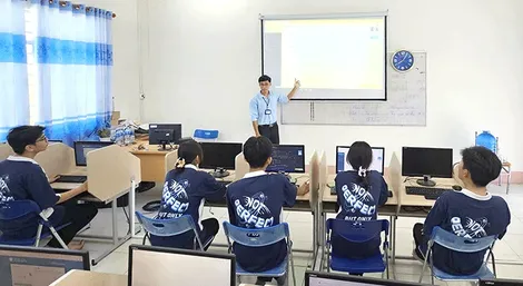 Ứng dụng công nghệ thông tin, chuyển đổi số trong giáo dục