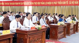 HĐND TP Cần Thơ công bố và thông qua các nghị quyết về tổ chức bộ máy, biên chế, ngân sách