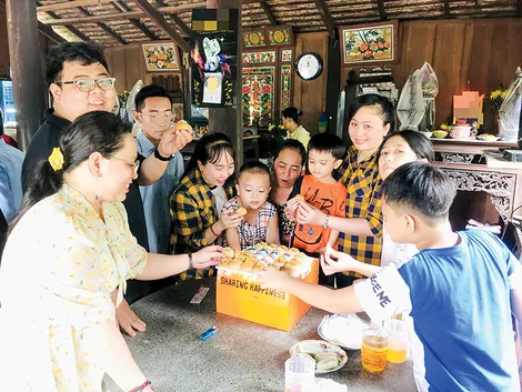 Lưu giữ hình ảnh gia đình