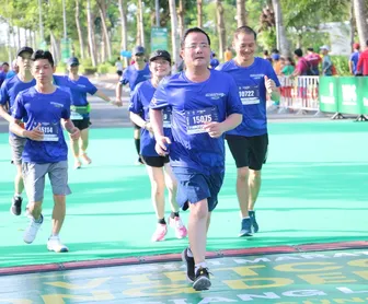 Không có kỷ lục mới được thiết lập tại “Vietcombank Mekong delta marathon” lần thứ VI
