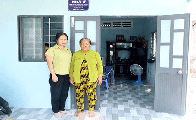 ភាព​លូត​លាស់​នៅ​តំ​បន់​ជន​បទ​ធ្វឹង​ហ្វា