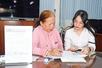 Hỗ trợ thực hiện thủ tục hành chính thuận lợi hơn