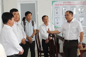 Lãnh đạo thành phố kiểm tra hoạt động tại các xã