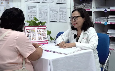 Tuổi muộn, sinh con mọn