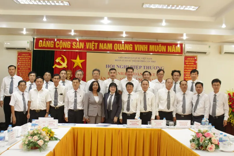 Hội nghị Hiệp thương hợp nhất Đoàn Luật sư Cần Thơ - Sóc Trăng - Hậu Giang Hội nghị Hiệp thương hợp nhất Đoàn Luật sư Cần Thơ - Sóc Trăng - Hậu Giang