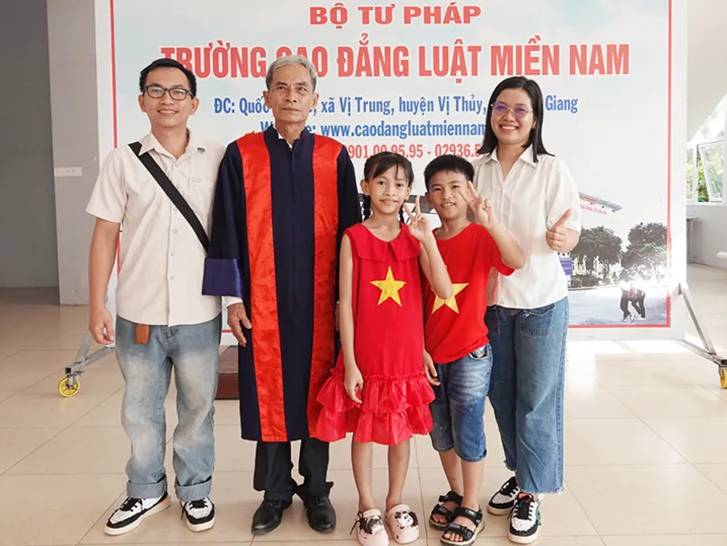Học để làm gương Học để làm gương