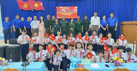 Sáng mãi tinh thần xung phong