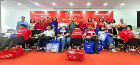 Ngày hội “Sắc đỏ Tây đô”, tôn vinh người hiếu máu tiêu biểu