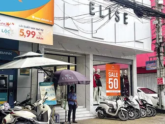 Tiết kiệm chi tiêu từ chương trình “giảm giá giữa mùa”