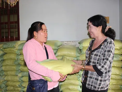 Bà Thể nhân ái