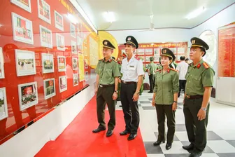 “Địa chỉ đỏ” giáo dục truyền thống của tuổi trẻ Công an TP Cần Thơ tại Tây Ninh